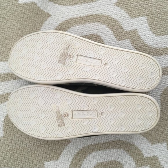 π Camo Sneakers - Picture 4 of 5